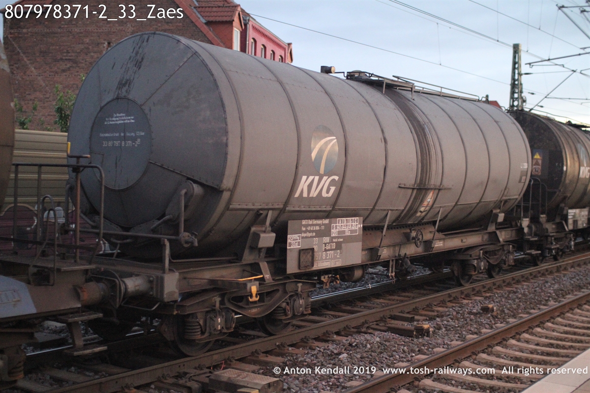 807978371-2_33_Zaes.JPG